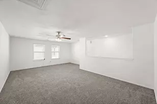 10126 Churchill Oaks Ln, Houston, TX 77044 - Photo 17