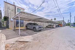 424 15th St, Galveston, TX 77550 - Photo 37