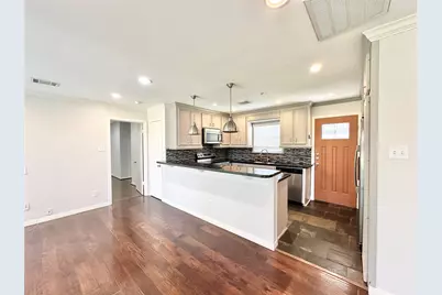 22 Champions Colony W, Houston, TX 77069 - Photo 3