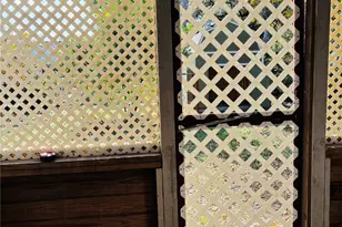 702 Caplin St, Houston, TX 77022 - Photo 5