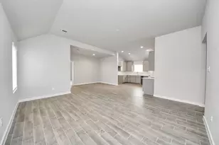 18555 Athena Flower Dr, Fresno, TX 77545 - Photo 5