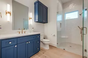 907 W 43rd St, Houston, TX 77018 - Photo 31