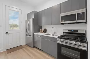 1115 Ennis St, Houston, TX 77003 - Photo 9