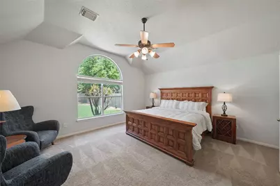 158 N Whistlers Bend Circle, The Woodlands, TX 77384 - Photo 19
