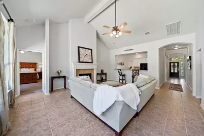 158 N Whistlers Bend Circle, The Woodlands, TX 77384 - Photo 15