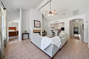 158 N Whistlers Bend Cir, The Woodlands, TX 77384 - Photo 15