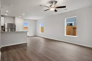 16453 Blossom Grv Dr, Conroe, TX 77303 - Photo 5