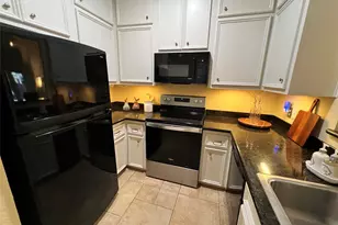 4900 Floyd St, Houston, TX 77007 - Photo 9