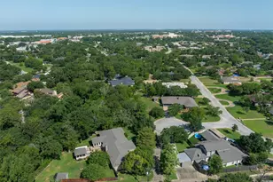 1602 Brook Hollow Dr, Bryan, TX 77802 - Photo 25
