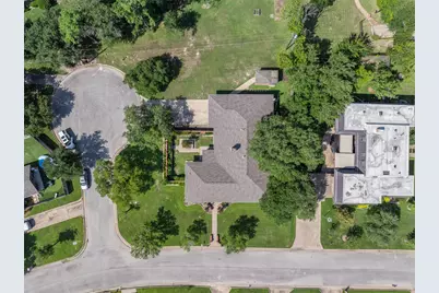1602 Brook Hollow Drive, Bryan, TX 77802 - Photo 35