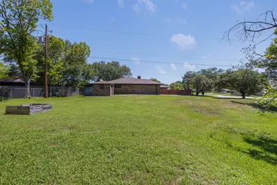1602 Brook Hollow Drive, Bryan, TX 77802 - Photo 17