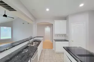9410 Barretts Glen Ct, Houston, TX 77065 - Photo 9