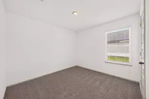 1143 Buffalograss Trl, Sealy, TX 77474 - Photo 33