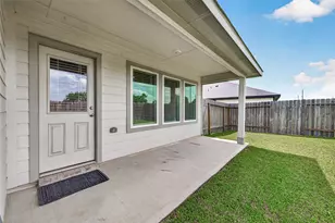 1143 Buffalograss Trl, Sealy, TX 77474 - Photo 39