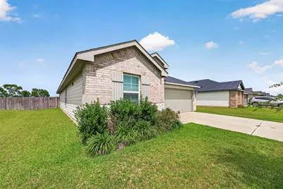 1143 Buffalograss Trail, Sealy, TX 77474 - Photo 3