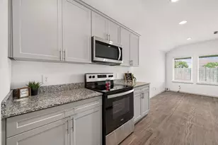 1143 Buffalograss Trl, Sealy, TX 77474 - Photo 19