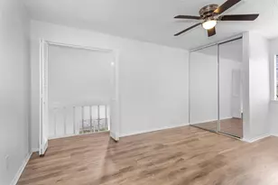 10610 Chapel Hill Dr, Houston, TX 77099 - Photo 33