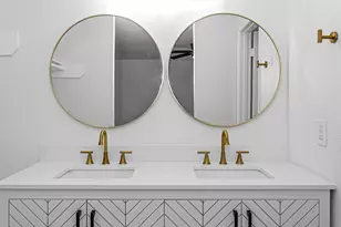 10610 Chapel Hill Dr, Houston, TX 77099 - Photo 27