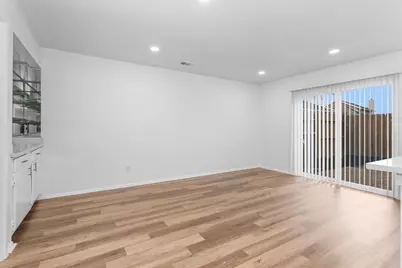 10610 Chapel Hill Drive, Houston, TX 77099 - Photo 13