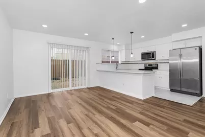 10610 Chapel Hill Drive, Houston, TX 77099 - Photo 15