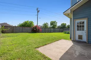 3902 Bridgeberry Ct, College Station, TX 77845 - Photo 25