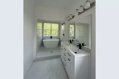 4607 Clover Street, Houston, TX 77051 - Photo 7