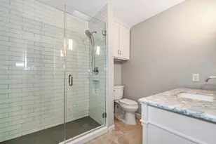 10 Woodstone St, Houston, TX 77024 - Photo 39