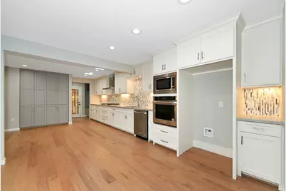 10 Woodstone Street, Houston, TX 77024 - Photo 13