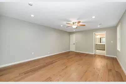 10 Woodstone Street, Houston, TX 77024 - Photo 29