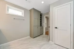 10 Woodstone St, Houston, TX 77024 - Photo 33