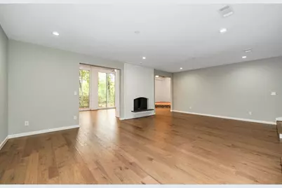10 Woodstone Street, Houston, TX 77024 - Photo 21