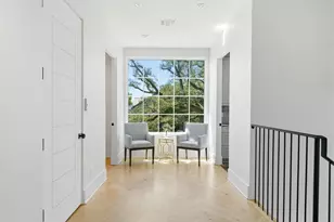 2615 Yupon St, Houston, TX 77006 - Photo 11