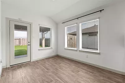 14531 Sweetwater Drive, Baytown, TX 77523 - Photo 11