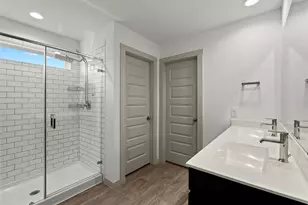 14531 Sweetwater Dr, Baytown, TX 77523 - Photo 15