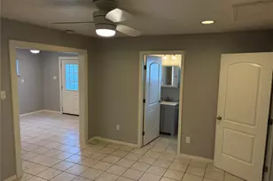 1203 1/2 Walton St, Houston, TX 77009 - Photo 9