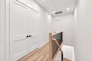 1107 E 24th St, Houston, TX 77009 - Photo 29