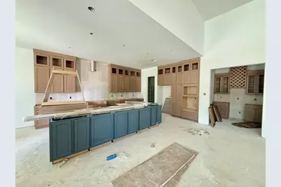 352 Louvenia Court, Pinehurst, TX 77362 - Photo 3