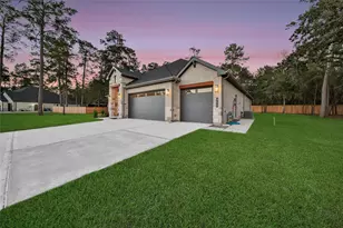 352 Louvenia Ct, Pinehurst, TX 77362 - Photo 37