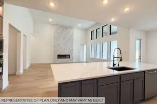 352 Louvenia Ct, Pinehurst, TX 77362 - Photo 5