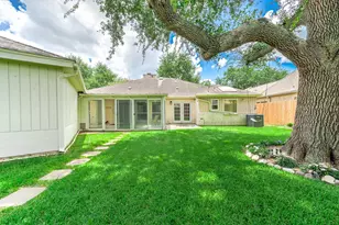 12302 Piping Rock Dr, Houston, TX 77077 - Photo 39