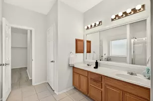 7235 Glacier Creek Dr, Houston, TX 77083 - Photo 5