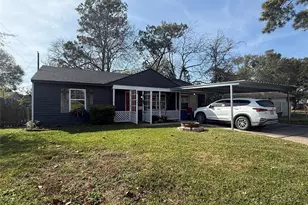 603 Briarwood Dr, Baytown, TX 77520 - Photo 7