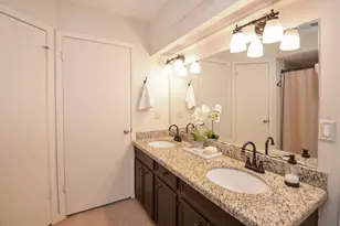 12506 Ella Lee Ln, Houston, TX 77077 - Photo 21