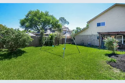12506 Ella Lee Lane, Houston, TX 77077 - Photo 17
