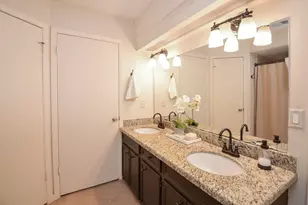 12506 Ella Lee Ln, Houston, TX 77077 - Photo 21