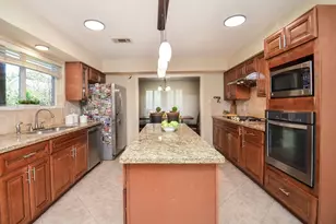 12506 Ella Lee Ln, Houston, TX 77077 - Photo 11