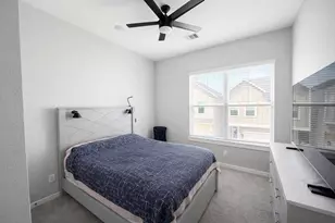 6722 Parker Grv Ln, Houston, TX 77076 - Photo 13