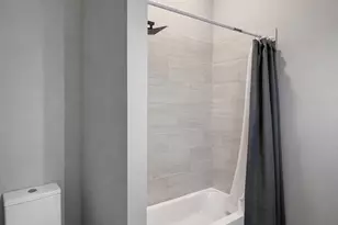 6722 Parker Grv Ln, Houston, TX 77076 - Photo 9