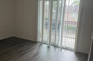 2800 Jeanetta St, Houston, TX 77063 - Photo 3