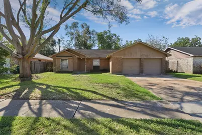 6719 Indian Falls Drive, Missouri City, TX 77489 - Photo 1